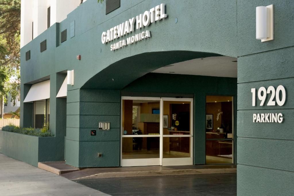 Gateway Hotel Santa Monica фото 39