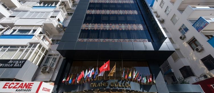 Фото отеля Grand Gulluk Hotel & Spa