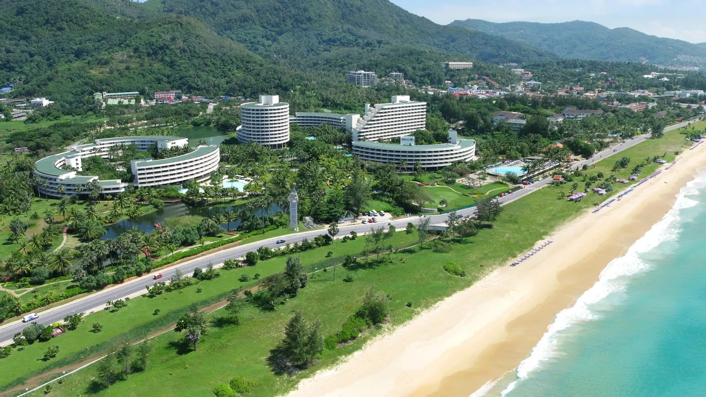 Pullman Phuket Karon Beach Resort фото 6