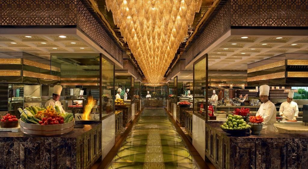 The Leela Ambience Gurugram Hotel & Residences фото 13