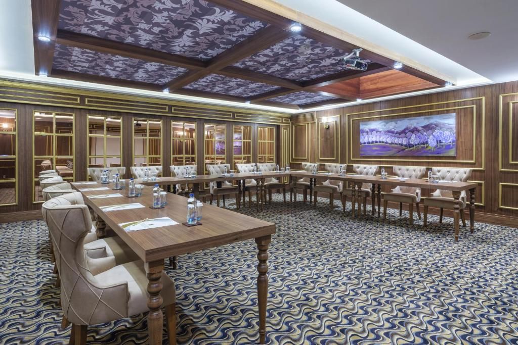 Elysium Green Suites Hotel фото 57