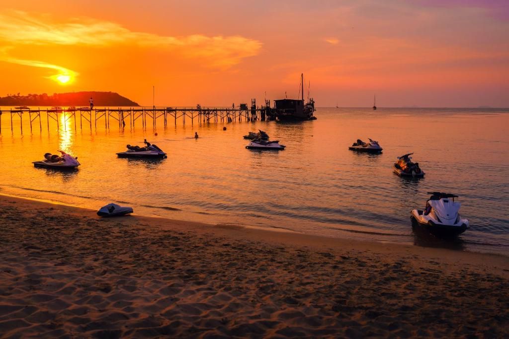 Samui Pier Beach Front & Resort фото 6