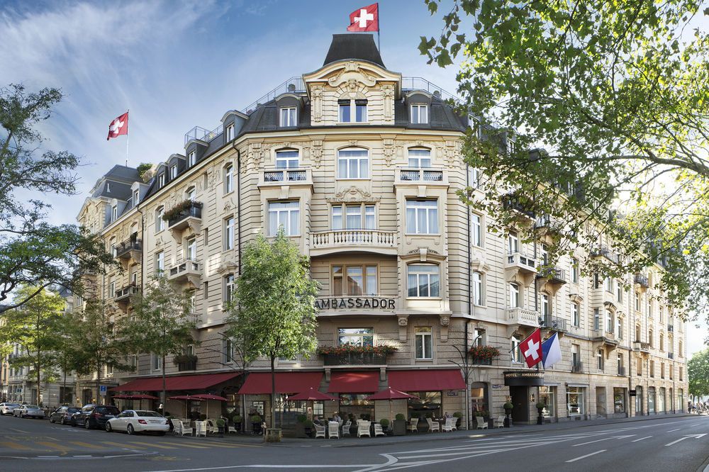 Small Luxury Hotel Ambassador Zurich фото 0