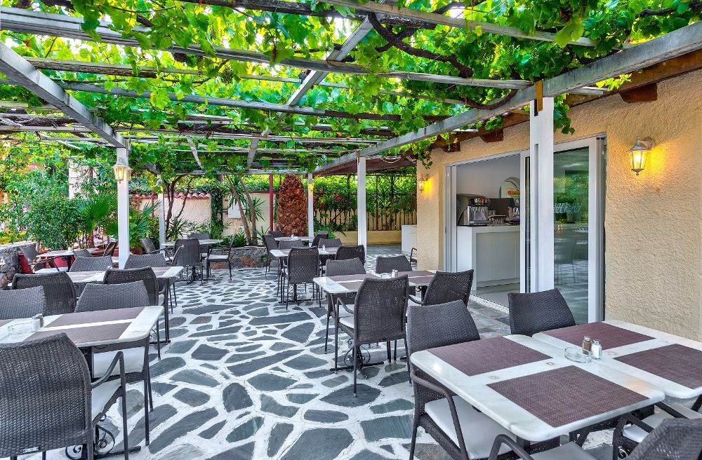 Happy Days Hotel Georgioupolis фото 13