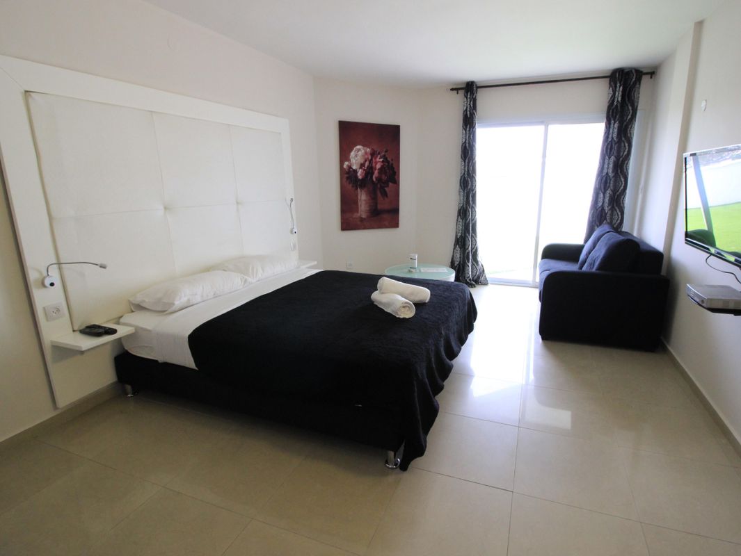 Апарт-отель «Rich Royal Suites» фото 5