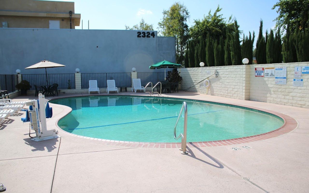Comfort Inn Near Old Town Pasadena in Eagle Rock CA фото 20