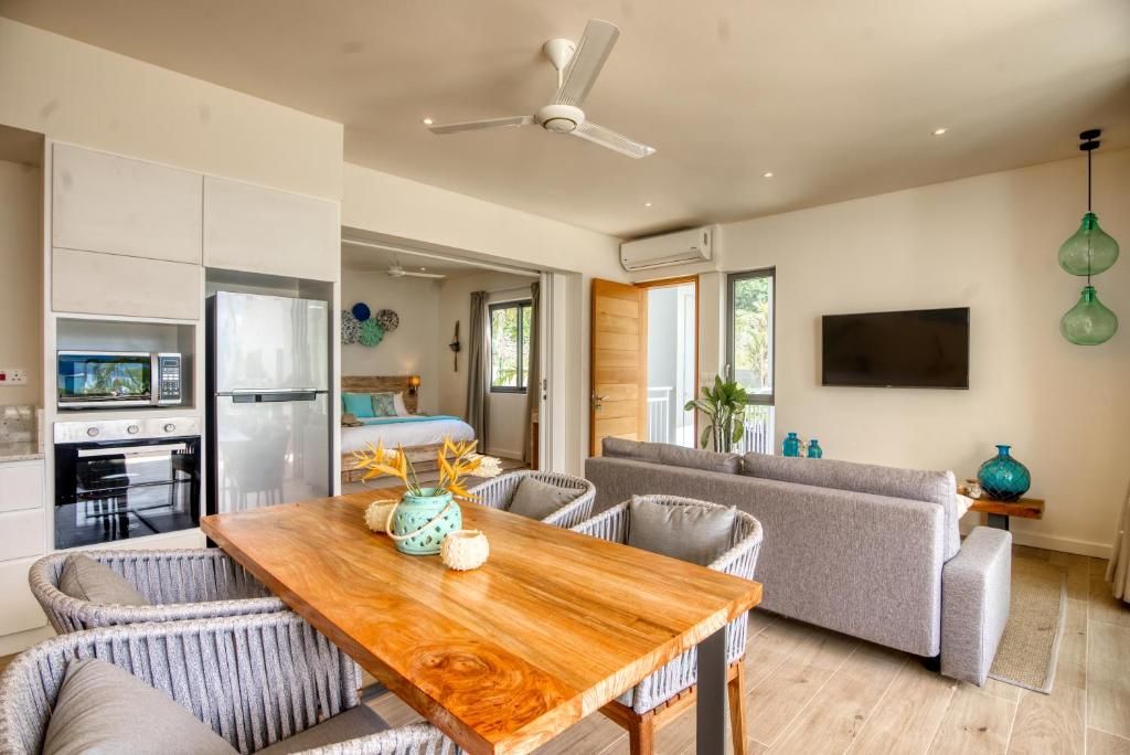 Pineapple Beach Villas фото 2