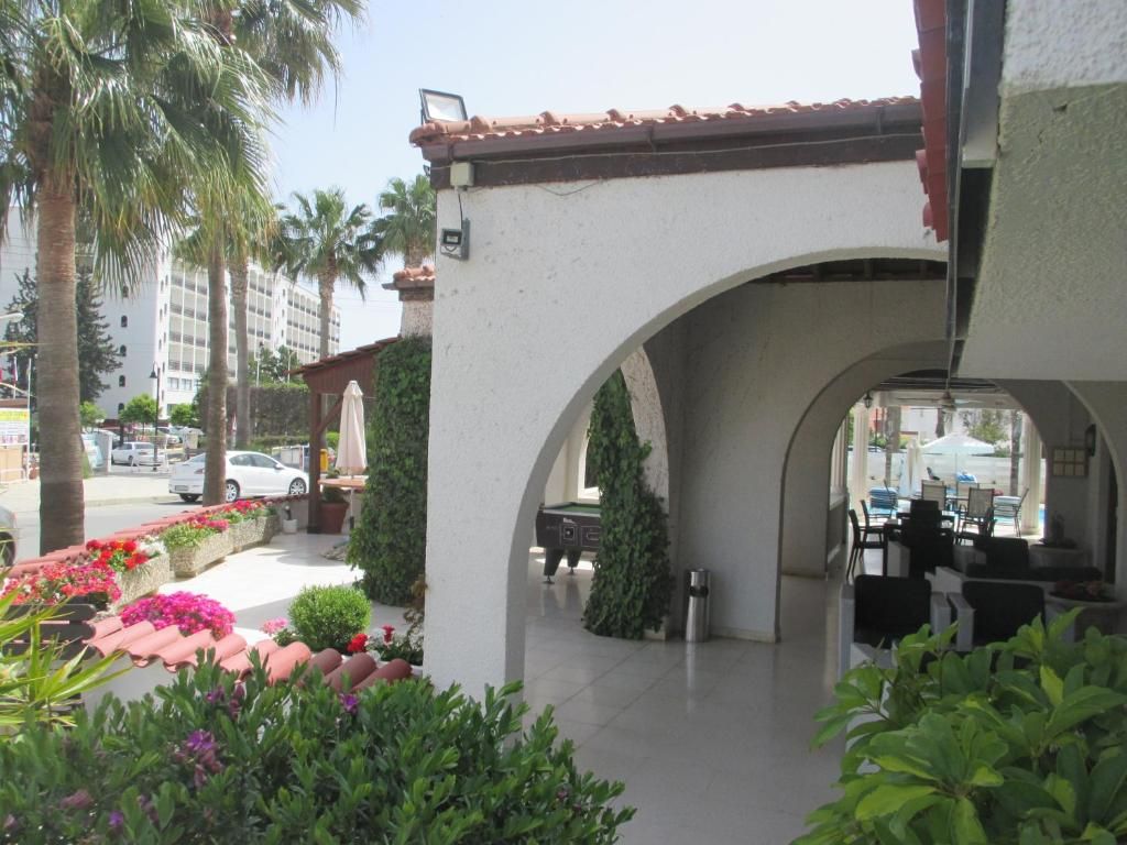 Tsialis Hotel Apartments фото 11