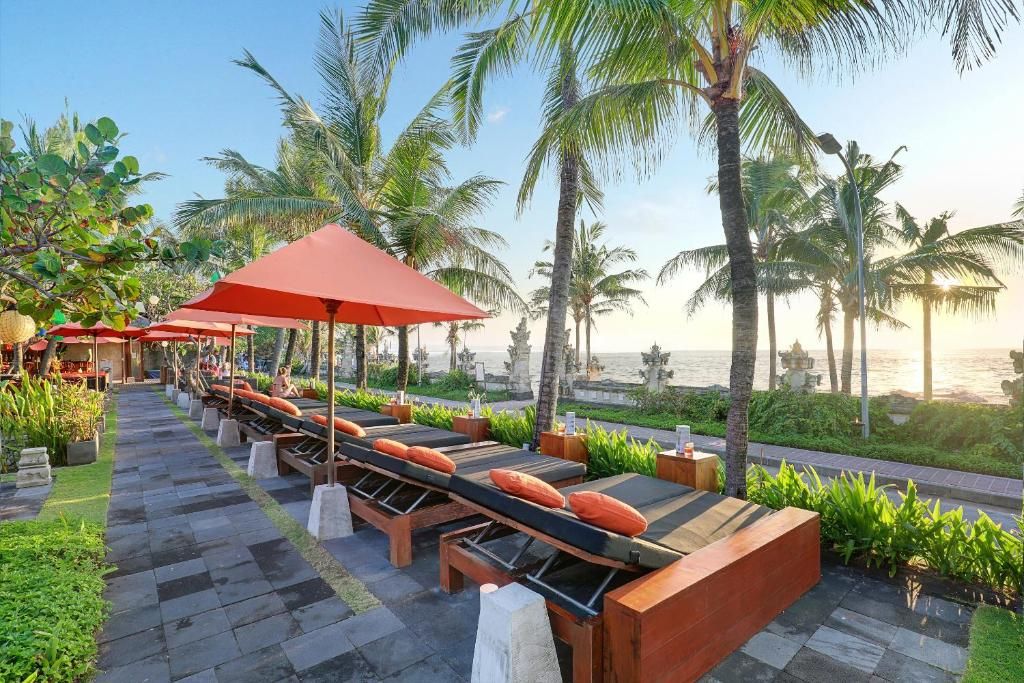 Legian Beach Hotel фото 56