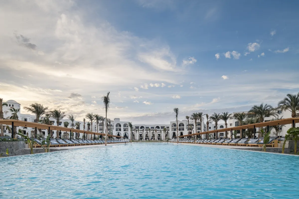 Serry Beach Resort фото 2