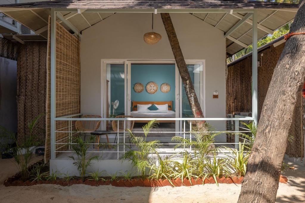 Royal Touch Beach Huts фото 25
