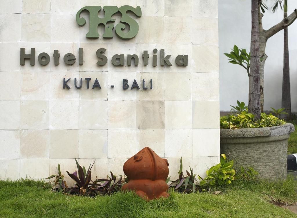 Hotel Santika Kuta фото 43