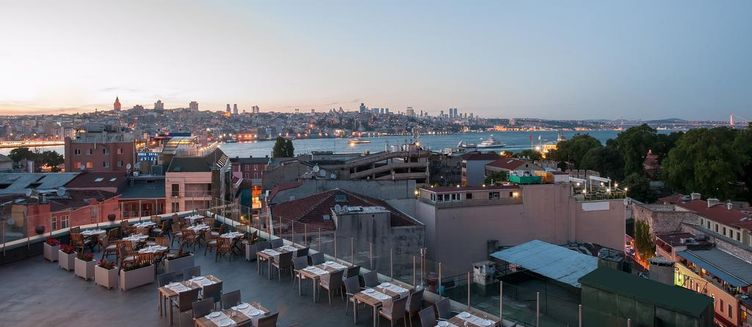 Фото отеля Doubletree by Hilton Istanbul - Sirkeci