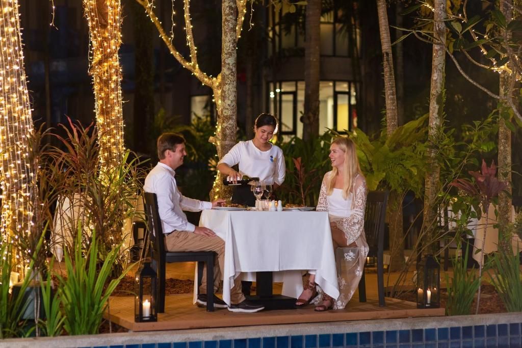 Holiday Inn Resort Phuket Surin Beach фото 85
