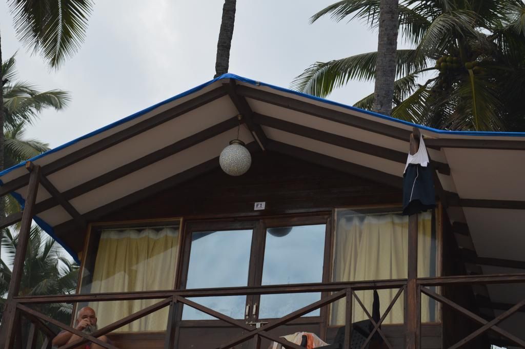 Royal Touch Beach Huts фото 42