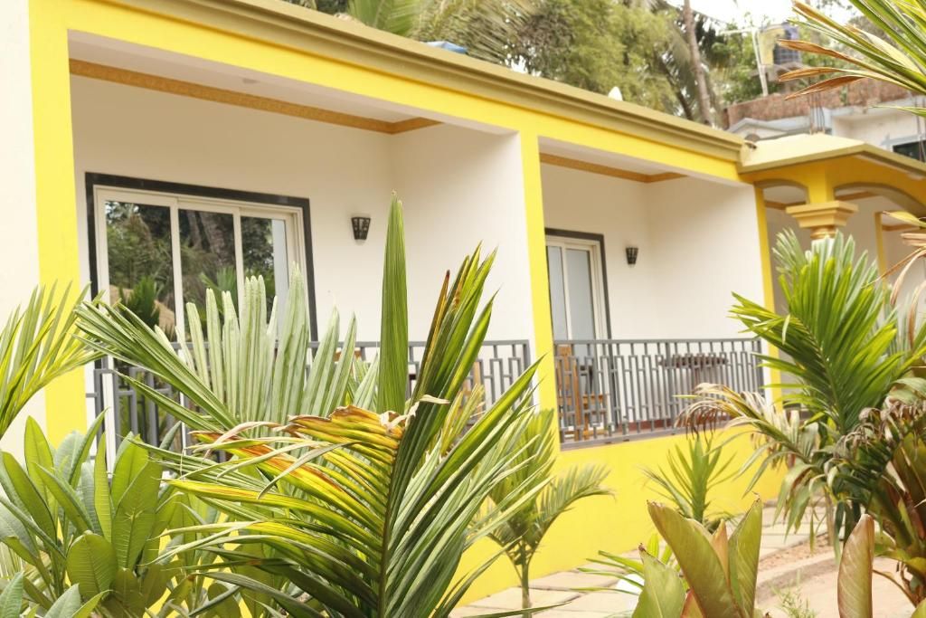 Lavish Exotic Hotel & Apartment фото 2