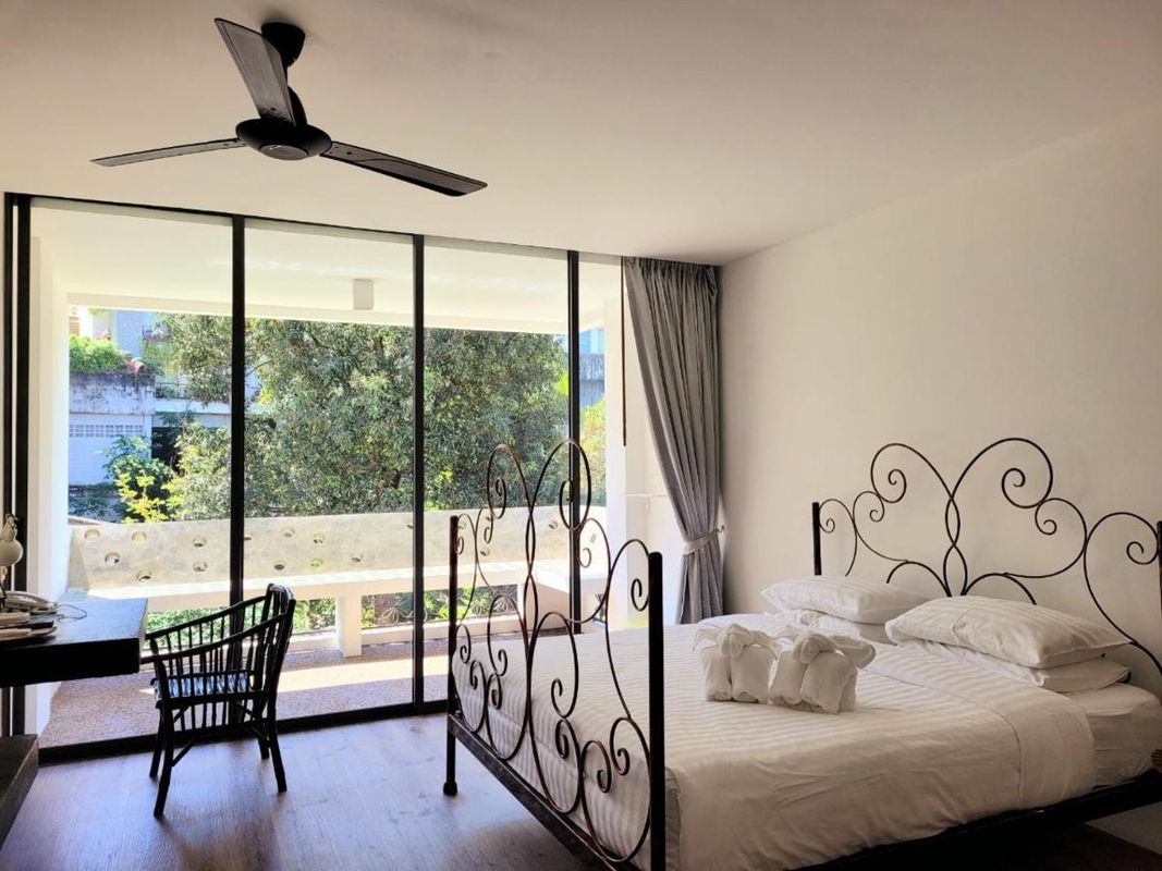 Surintra Boutique Resort фото 2