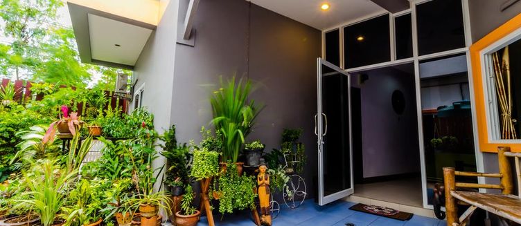 Фото отеля Baan Yuyen Karon Guesthouse