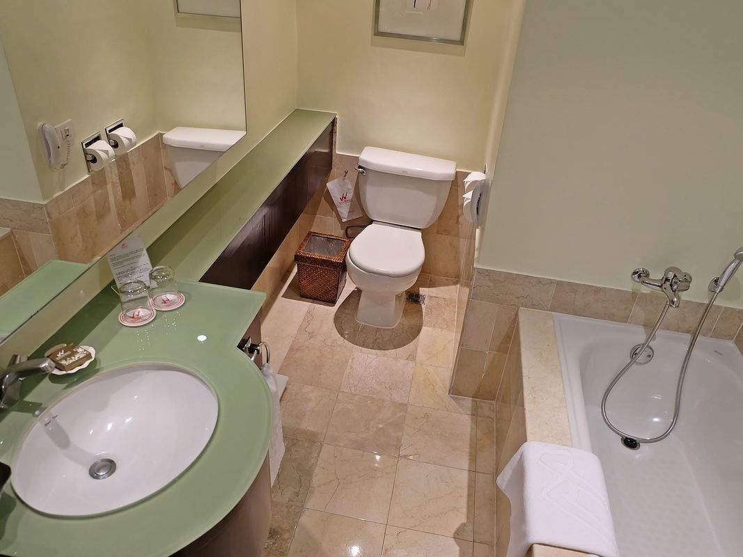 Waterfront Cebu City Hotel & Casino - Multiple Use Hotel фото 19