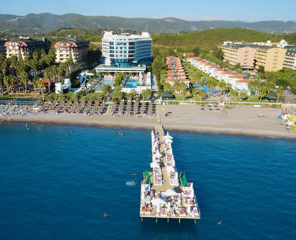 Q Premium Resort фото 8