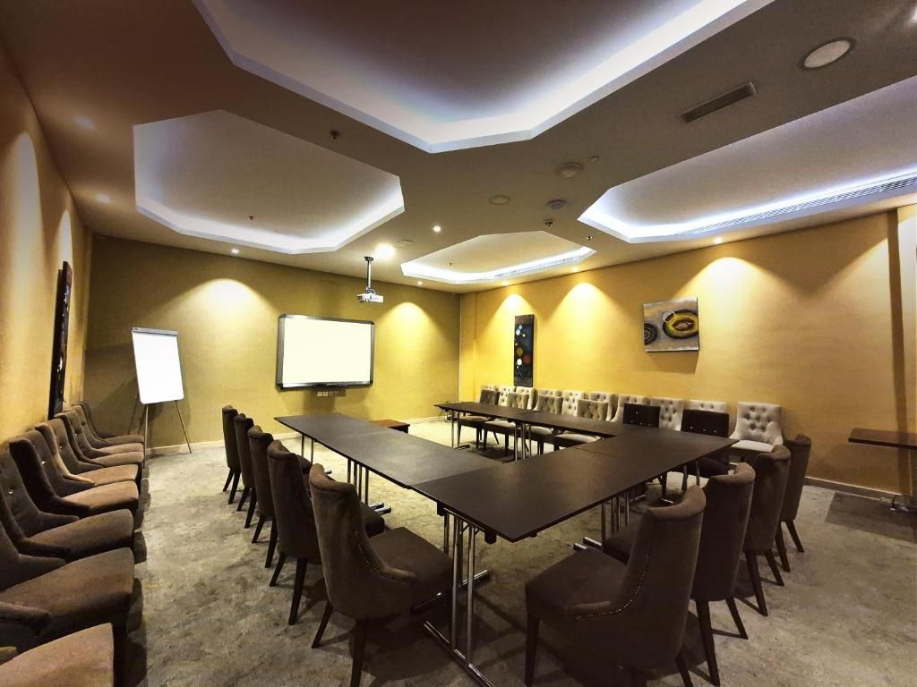 Signature Hotel Al Barsha фото 57