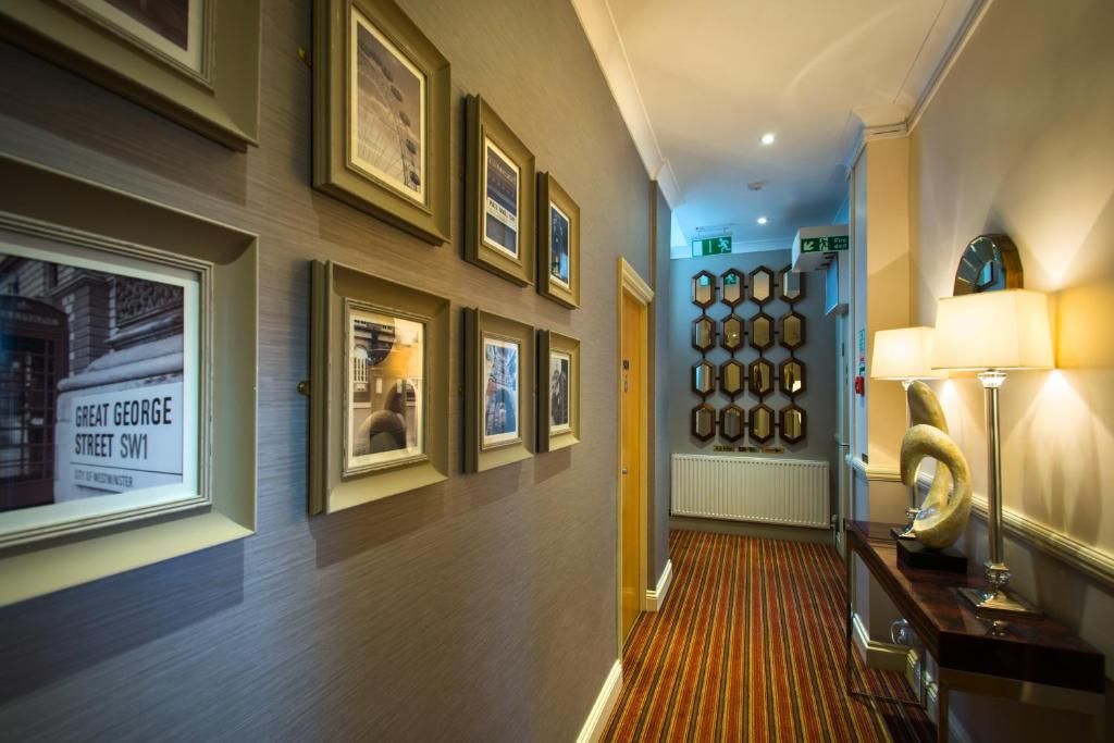 Comfort Inn Buckingham Palace Road фото 30