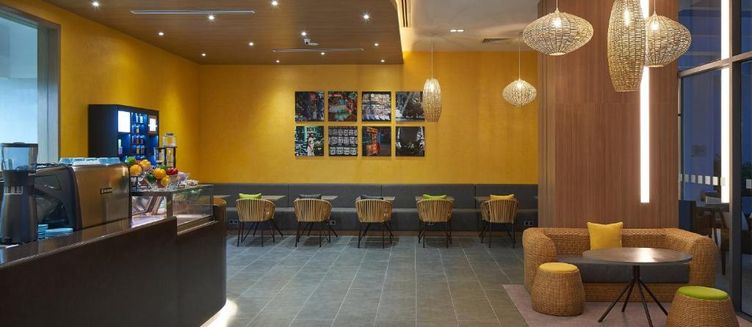 Фото отеля Holiday Inn & Suite Saigon Airport