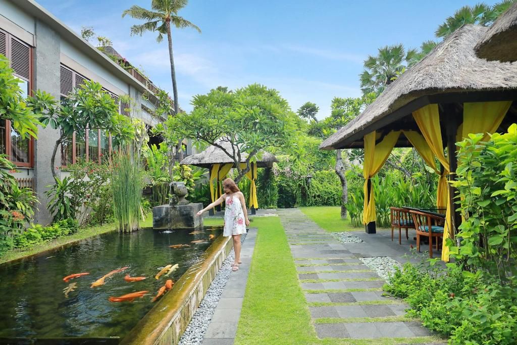 Legian Beach Hotel фото 50