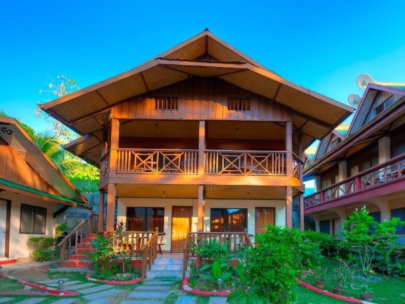 Lally & Abet Beach Resort фото 12