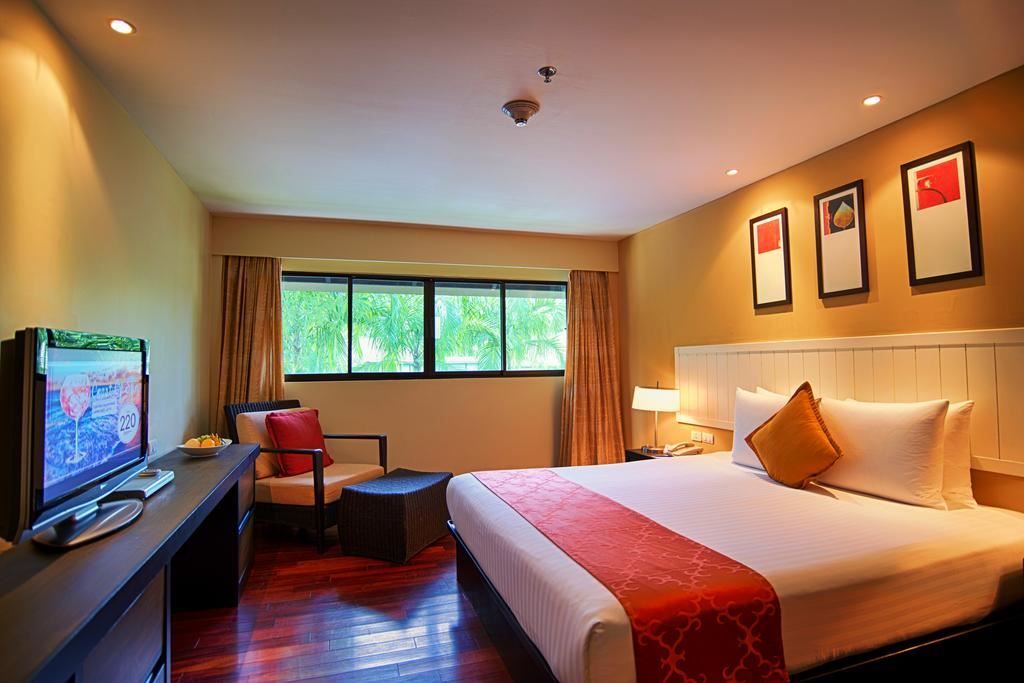 Holiday Inn Resort Phuket Surin Beach фото 78