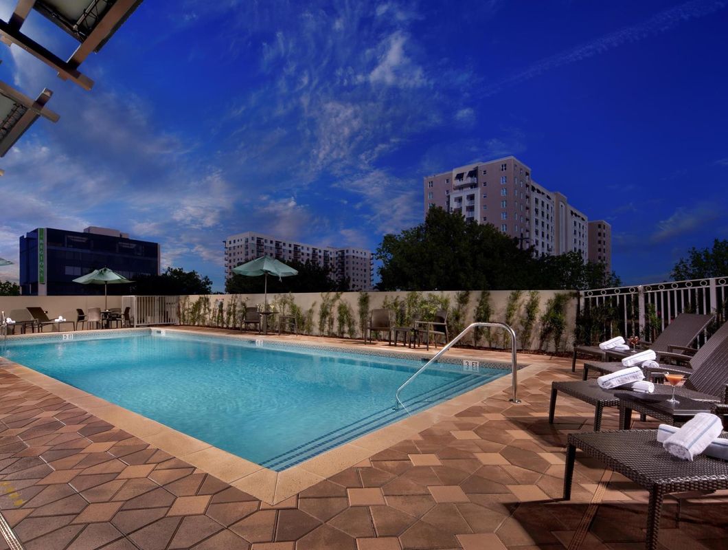 Best Western Premier Miami International Airport Hotel & Suites Coral Gables фото 16