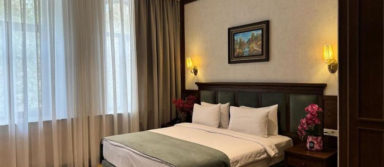Фото отеля Midway Baku Hotel