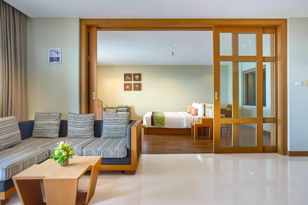 The Heritage Pattaya Beach Resort фото 42