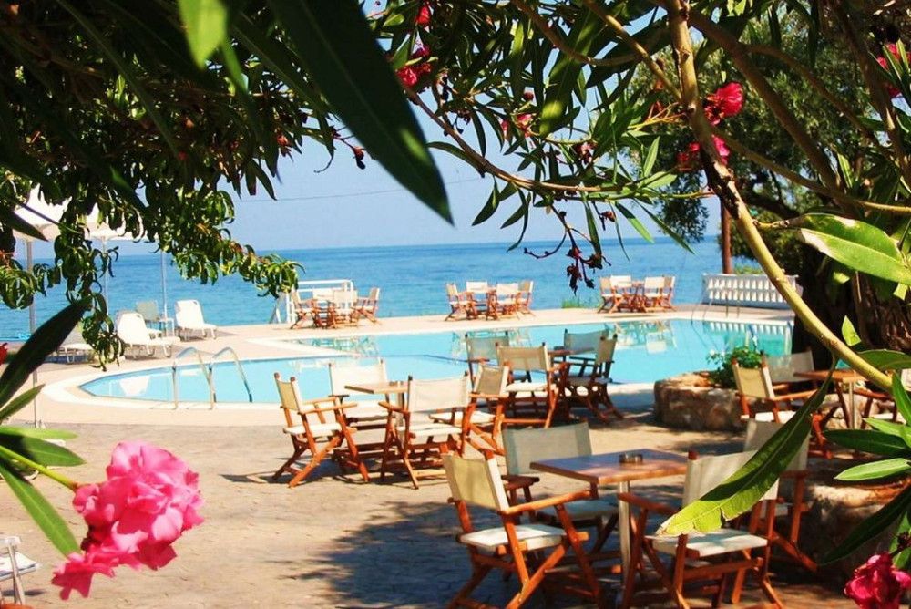 Maranton Beach Hotel фото 3