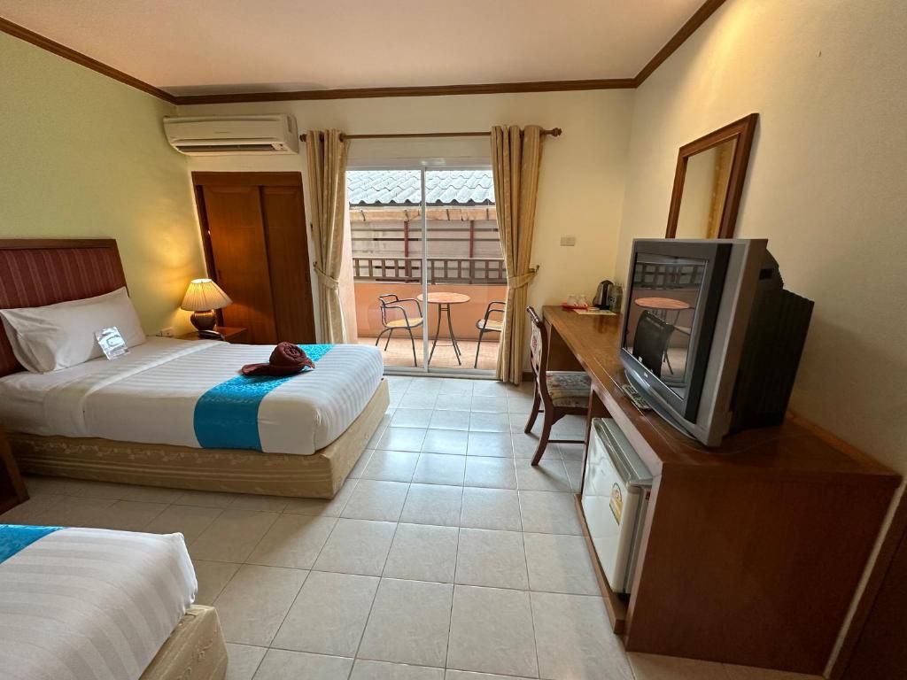 Thipurai Beach Hotel фото 28
