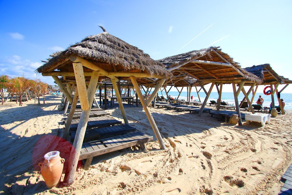 The Orangers Beach Resort and Bungalows фото 7