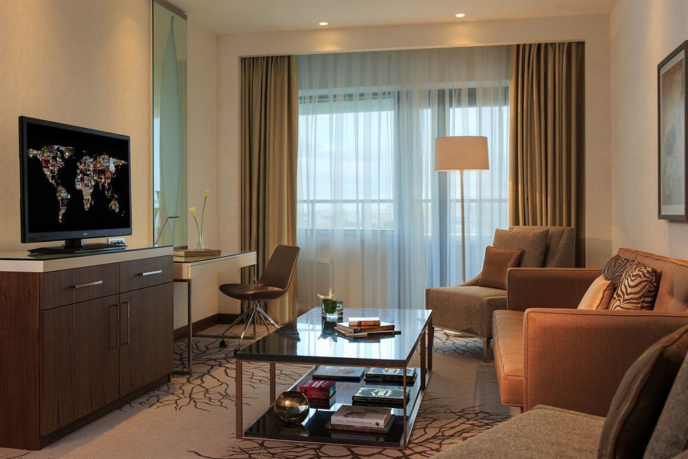 Renaissance Minsk Hotel by Marriott фото 55