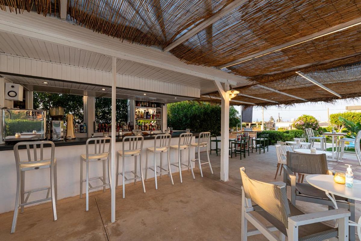 Anemos Inn Hotel фото 10