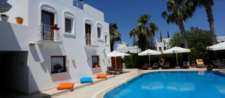 Фото отеля The Corner