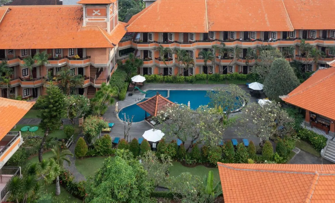 Adi Dharma Hotel Kuta фото 1