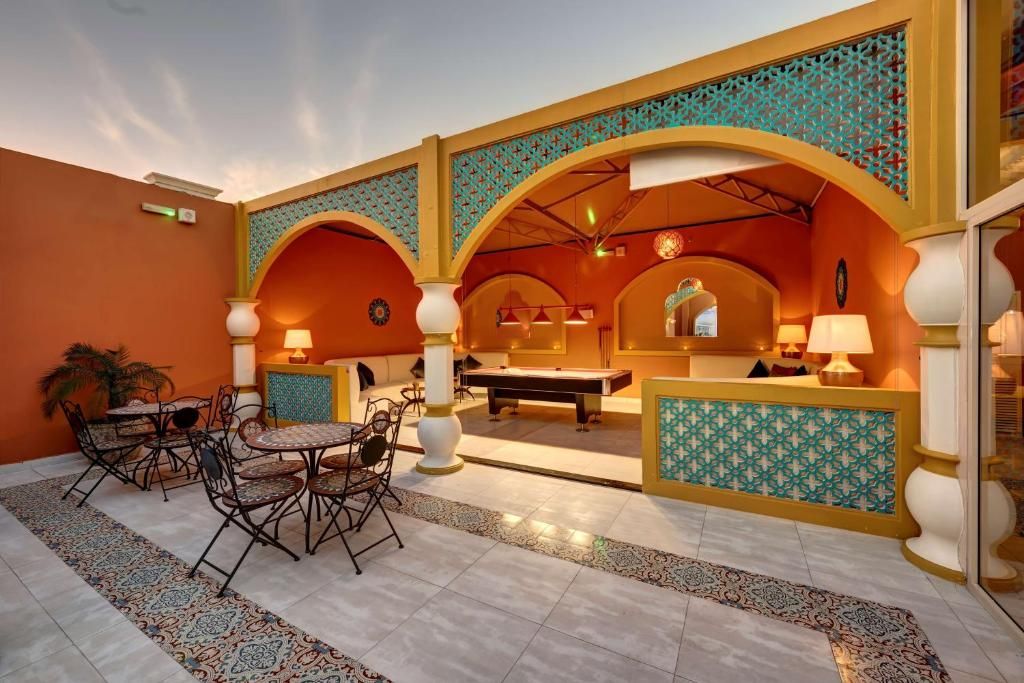 Radisson Blu Hotel, Ajman фото 53
