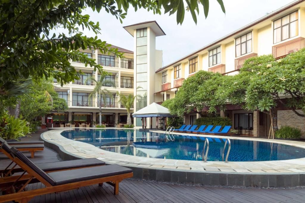 Best Western Resort Kuta фото 25
