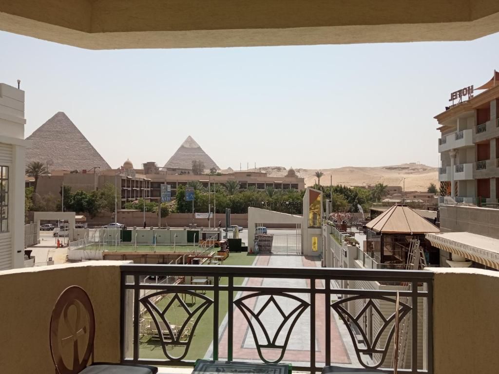 Regency Pyramids фото 31