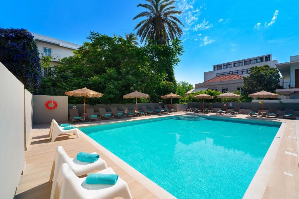 Amphitryon Boutique Hotel фото 0