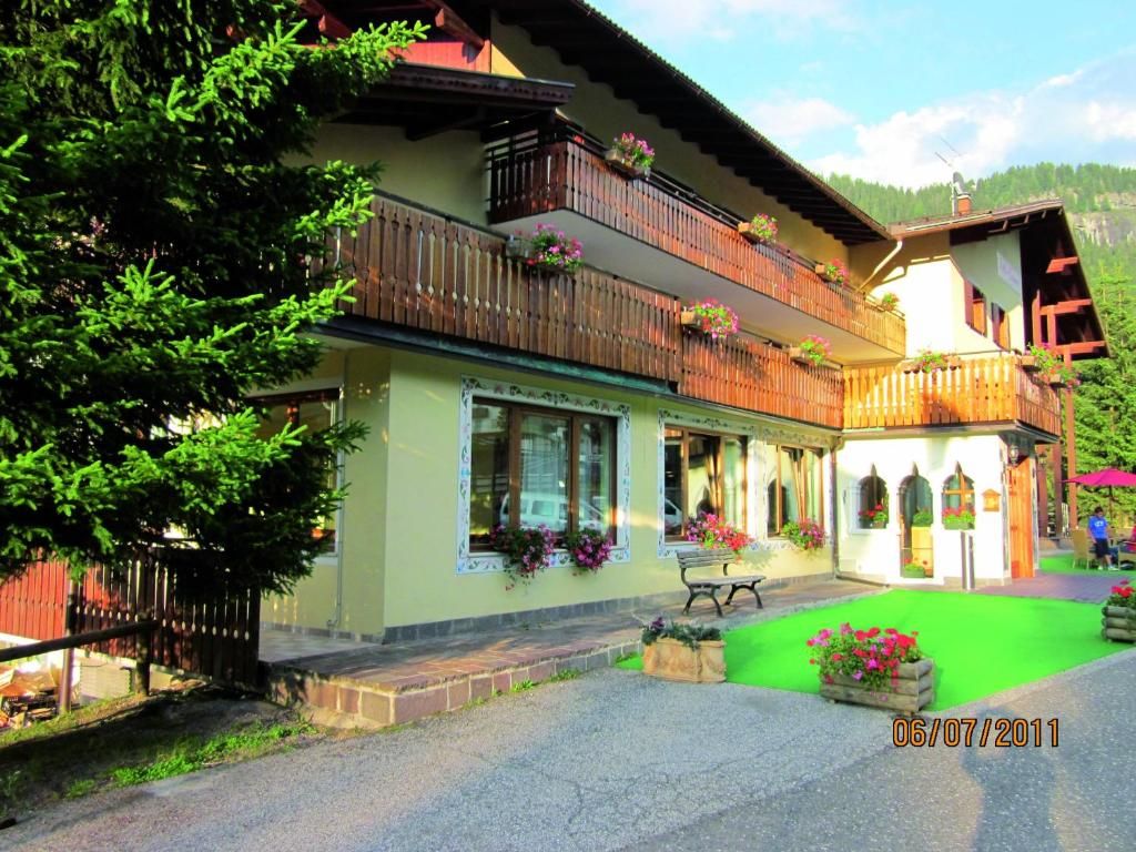 IHR Hotel Villa Emma фото 6