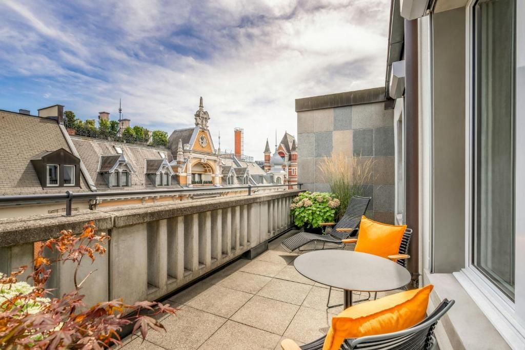 Sheraton Zürich Neues Schloss Hotel фото 10