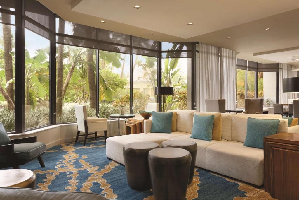 Hilton Miami Airport Blue Lagoon фото 33
