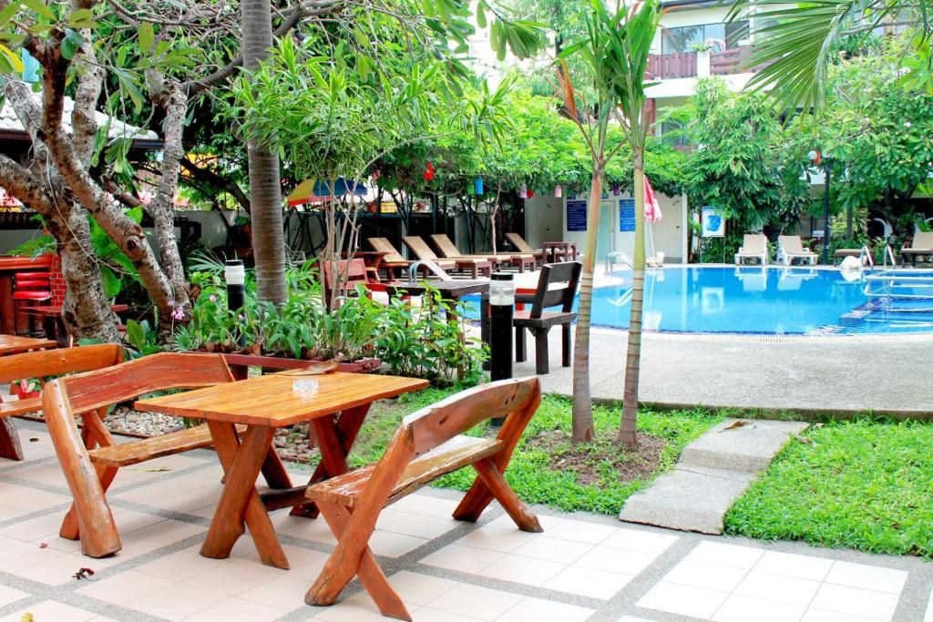 Mermaid's Beach Resort Jomtien фото 12