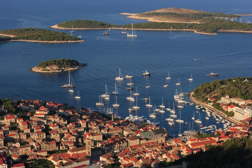 Delfin Hvar Harborcourt фото 13