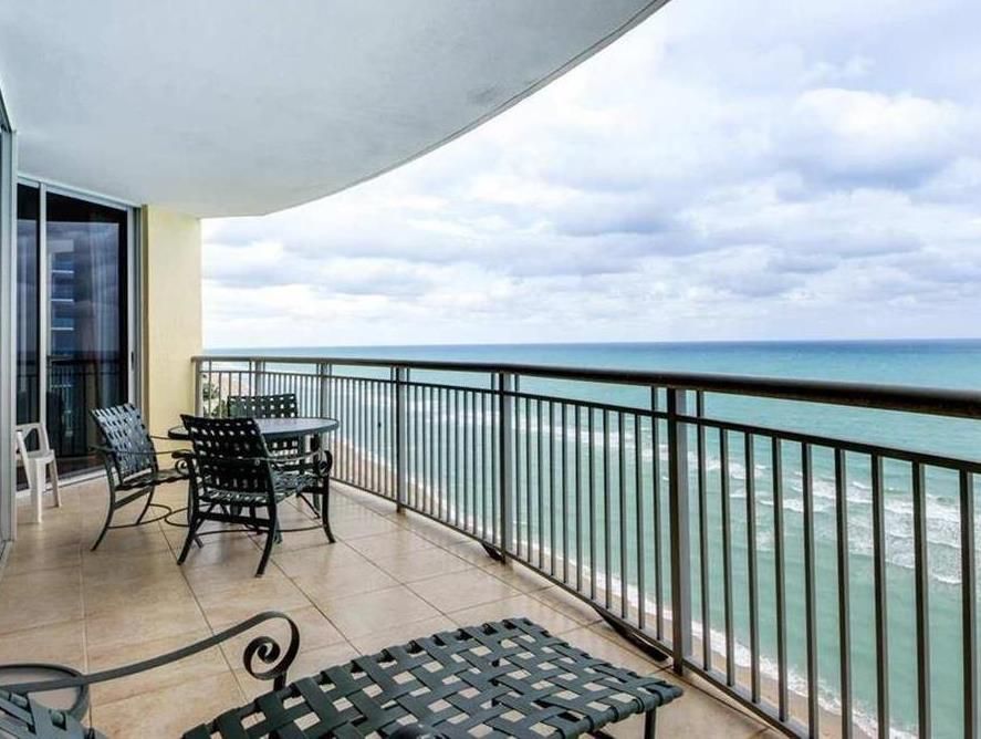Doubletree Ocean Point Resort & Spa Miami Beach North фото 4